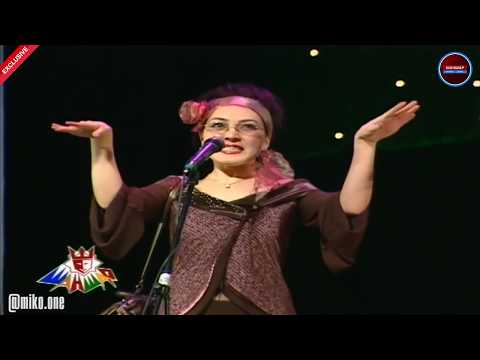 Үйде кемпірмен жыныстық қатынас Tomb Raider-мен жыныстық қатынас