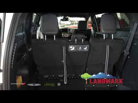 2020-chrysler-pacifica-with-lift-gate-stow-and-go