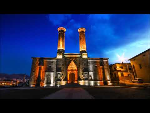 Yeni Kapıda Atlılar Zülüfünü Taramadım Uy Amman Amman Edho Eşkıya Dünyaya Hükümdar Olmaz