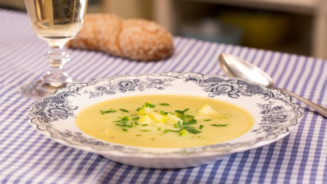 Zucchini-Creme-Suppe - Sommersuppe mit Pfiff - YouTube