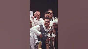 عندي فلوس وناس بتحبني 