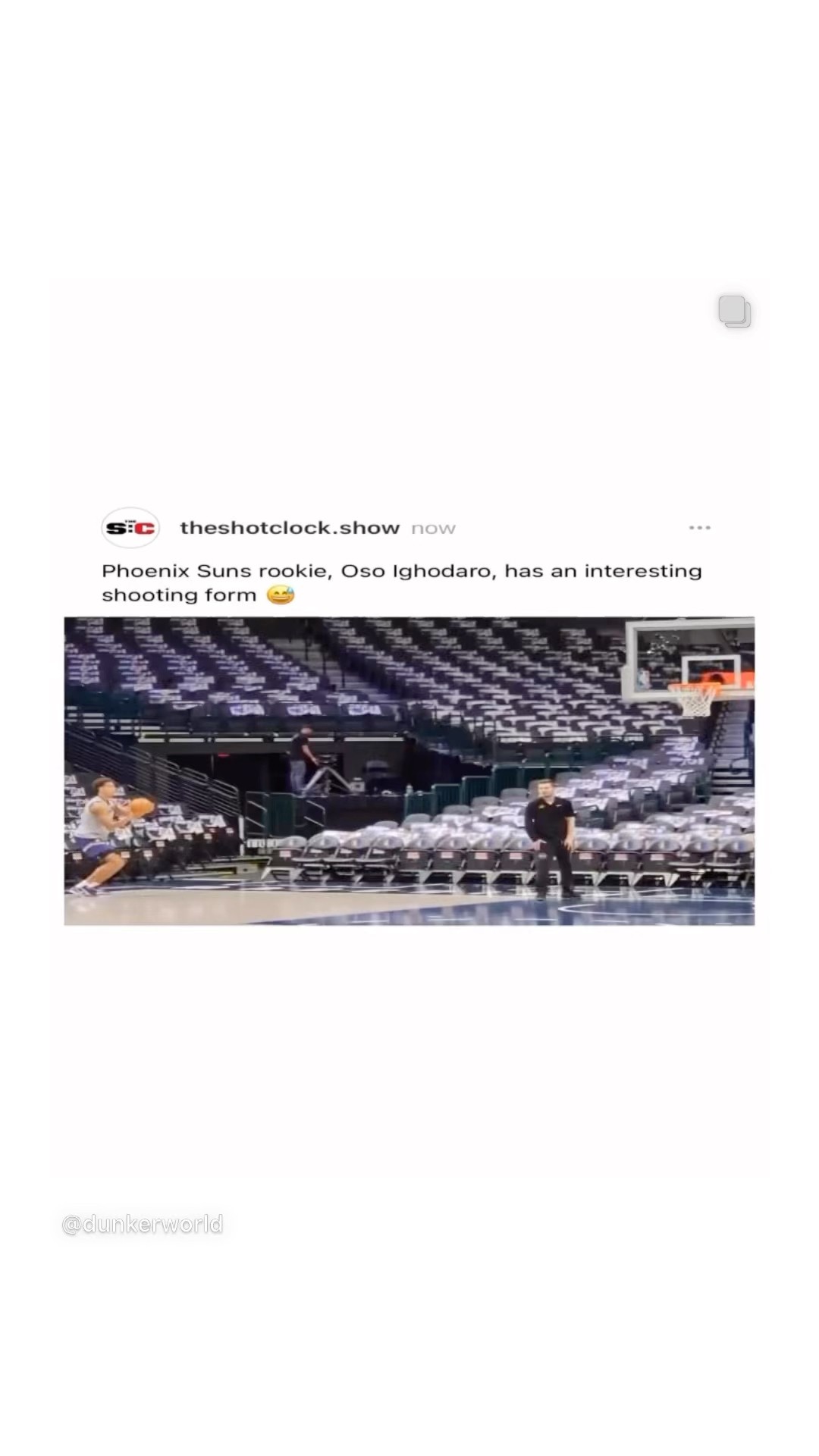 Interesting shooting form #hoodnews #suns #phoenixsuns #OsoIghodaro #basketball