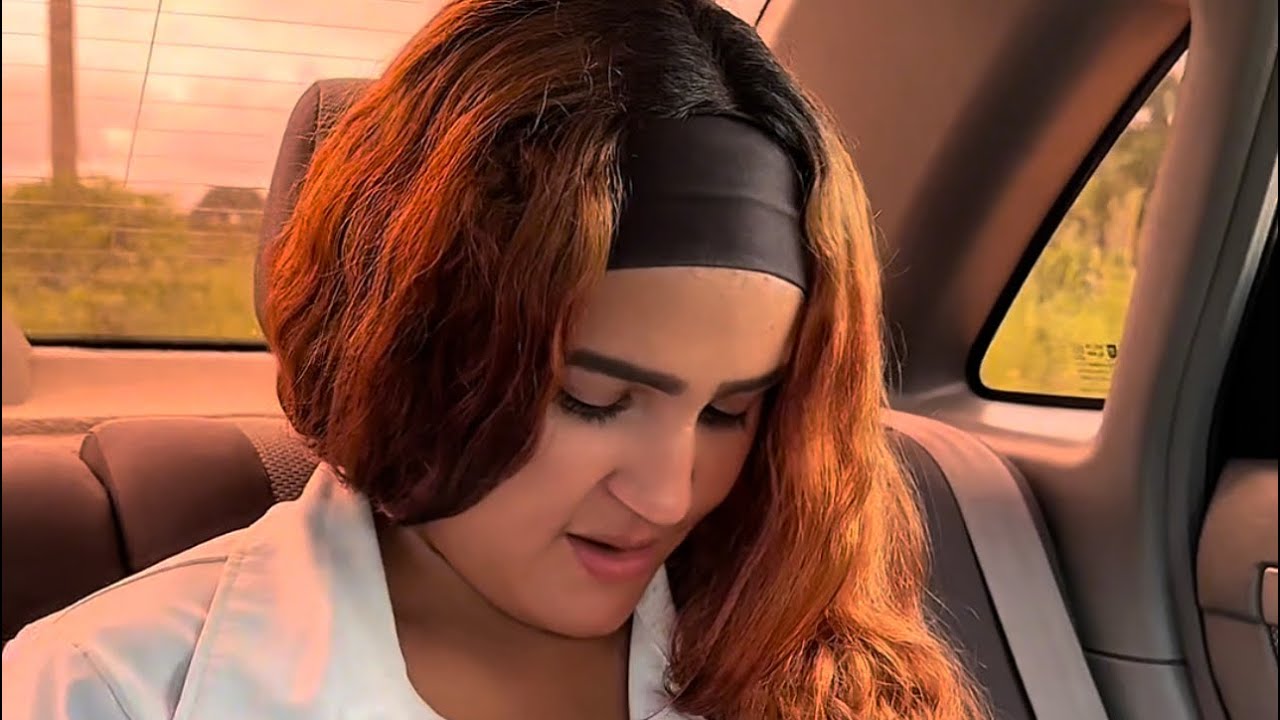 Linda chica vendedora de postres conoce el carro del amor - parte 93