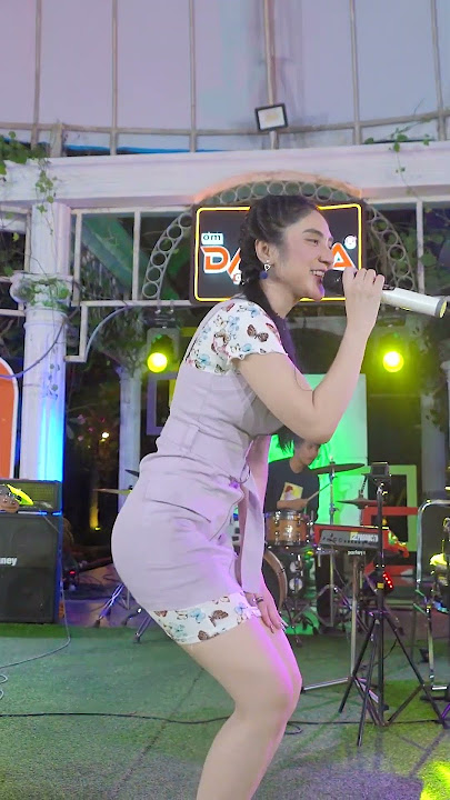 Hanya Ingin Kau Tahu - Bella Nova #bellanova #hanyainginkautahu #livemusic