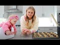 The bella and story baking show chocolate chip cookies