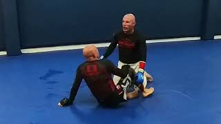 Gracie Jiu Jitsu blue belt vs black belt no-gi sparring, Peter and Scott From Guard