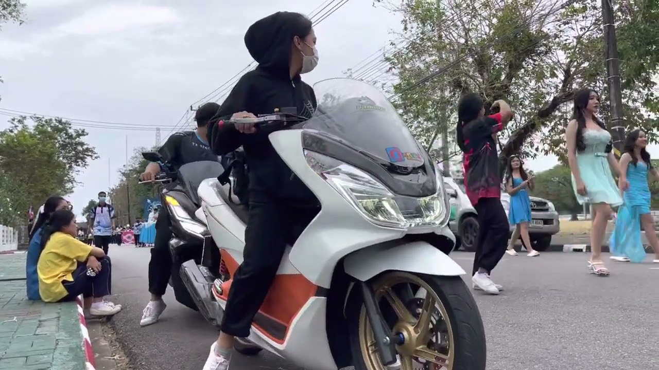 ขบวนพาเหรดกีฬาสี รร.ตราษตระการคุณ 10/01/66