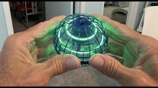 How to use the flying spinner ball