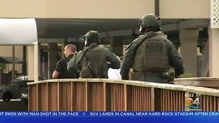 Mall Mayhem After Shooting Scare At Boca Raton Mall