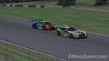 iRacing: Threading The Needle