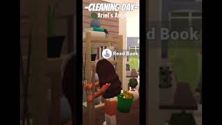 Cleaning Day!🧹 #cleaning #cleanwithme #roblox #robloxedit #shorts #youtube #bloxburg