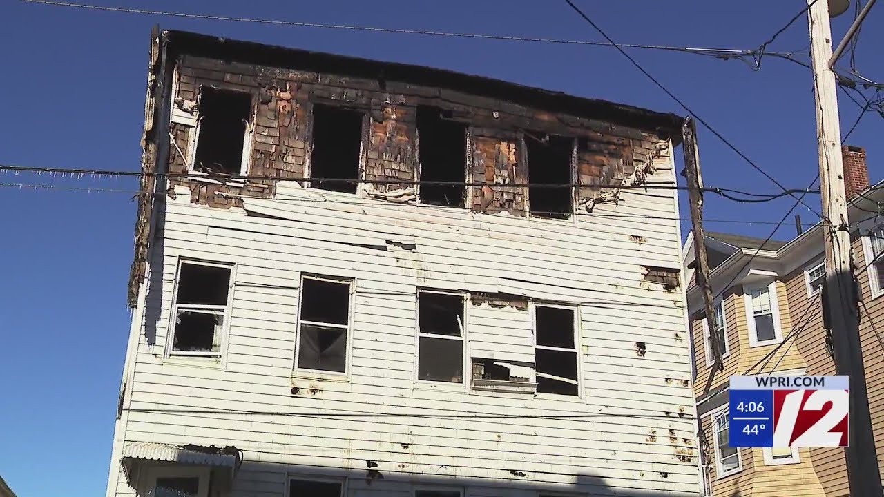 Fire forces 19 out of Fall River triple-decker; neighbors launch ...