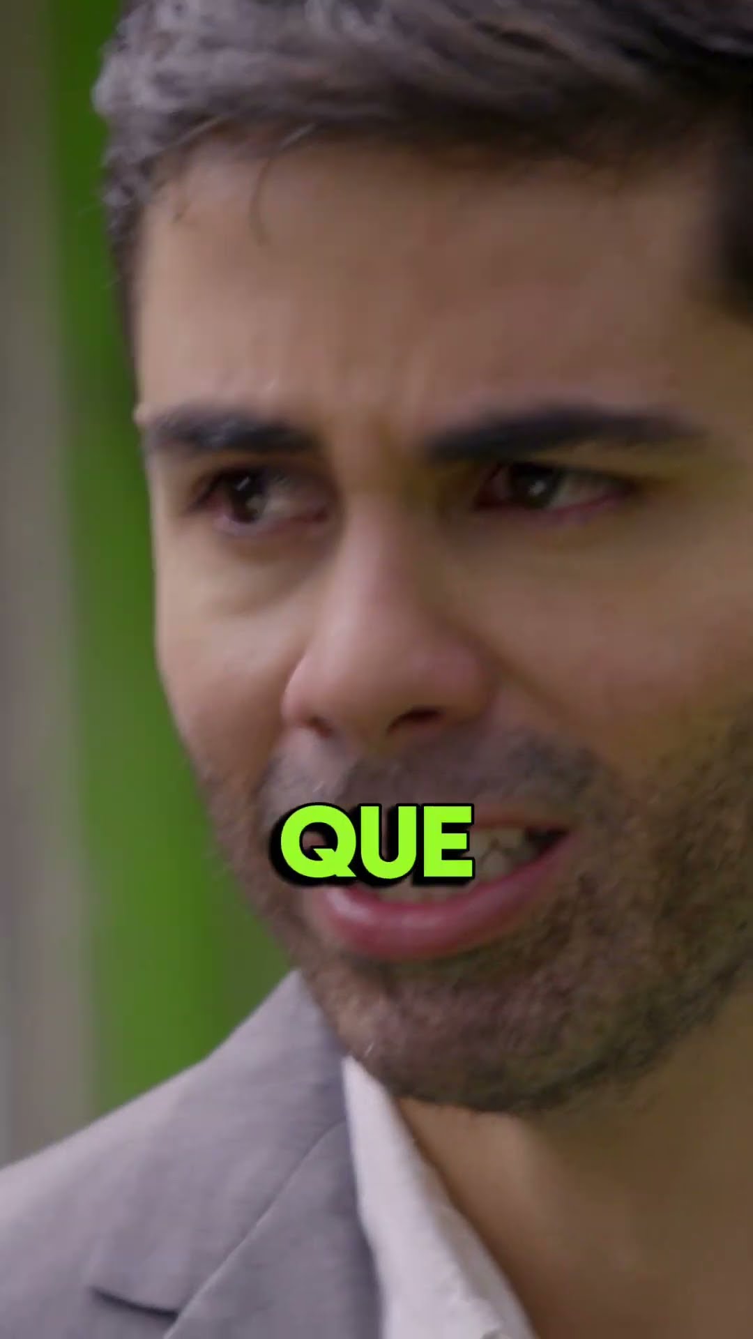 ??? Montse es la vecinita preguntona #LaRosaDeGuadalupe