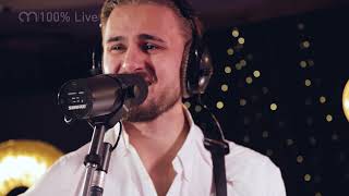 Jason Christopher performing Yellow live in session - AliveNetwork.com
