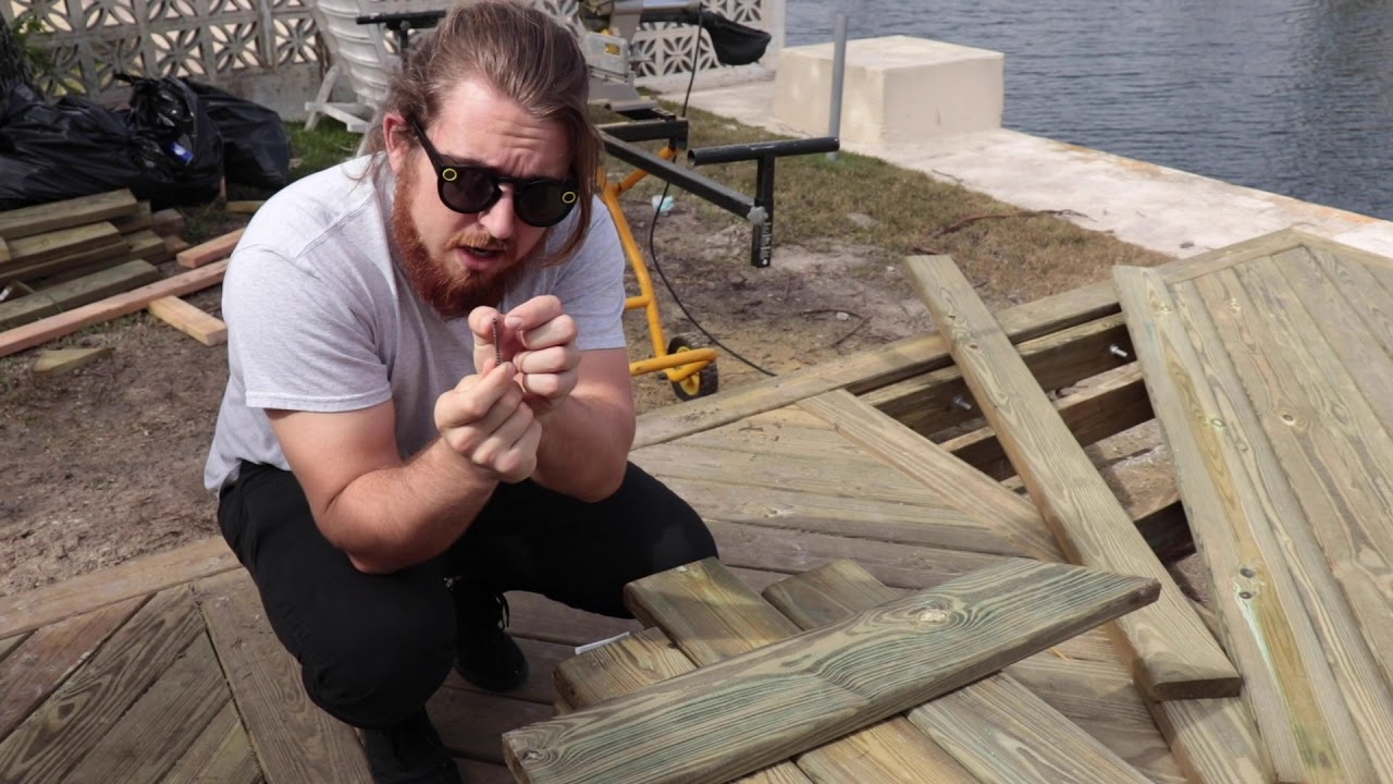 Building a Deck Start to Finish (Homelove Construction) - YouTube