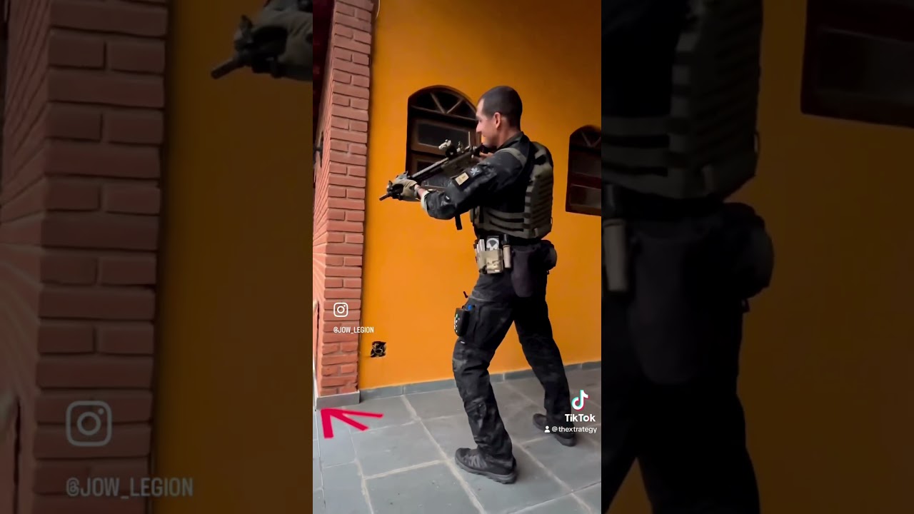 CQB Tomada de ângulo negativo