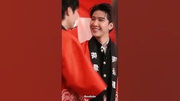The way they look at each other 👀😍 #firstkhao#firstkhaotung#เฟิร์สข้าวตัง#firstkp#khaotungg#shorts