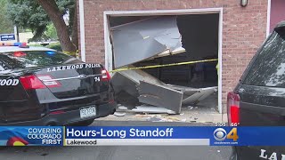 Barricaded Man Found Dead Inside Apartment After Hours-Long Standoff Barricaded Man Found Dead Inside Apartment After Hours-Long Standoff