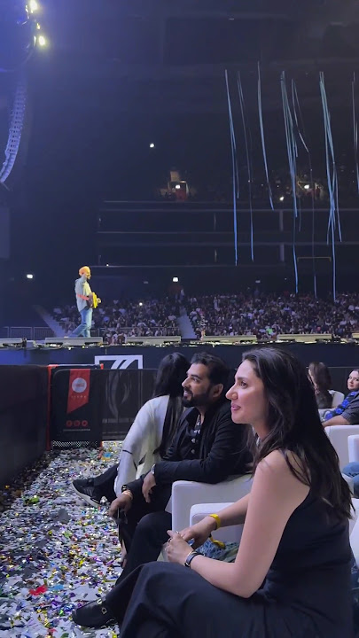 💕 #arijitsingh introduces #mahirakhan to #audience in his #liveconcert #shorts