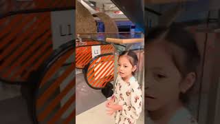 Download Lagu KITA KE MALL TENGAH MALAM‼️ #shorts #alunadanamanda #alviandmiracle MP3