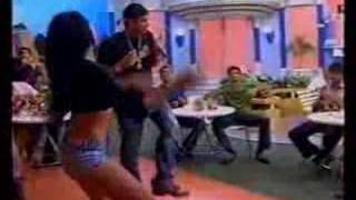 Cantor Latino No Programa A Praça É Nossa