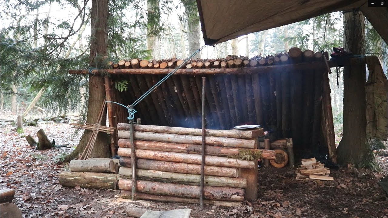 Lean To Camp Bushcraft Shelter Build