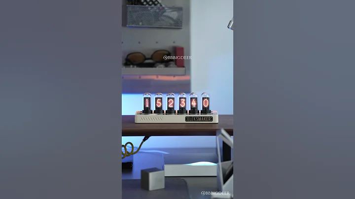 This desk clock will make me feel comfortable at work