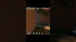 moonwalking clove! #gaming #valorant #valorantclips #trending #shorts #viral #viralshorts
