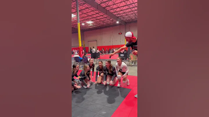 Ace cheer? #Volleyball #Clovis #Fresno #559 #FYP #ForYou #ForYouPage #ExplorePage.