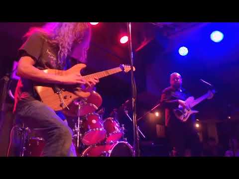 Guthrie govan - crazy tapping