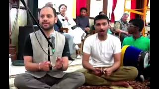 Harer Nāma Harer Nāma Harer Nāmaiva Kevalàm.