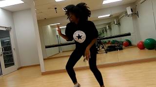 Patoranking "No Kissing Baby" Choreography by  Iziegbe, danced by Manini