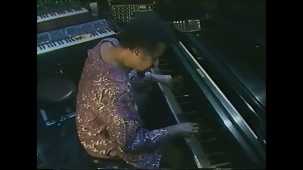 Joe Sample (Live in LA, 1982) ～ Melodies of Love - YouTube