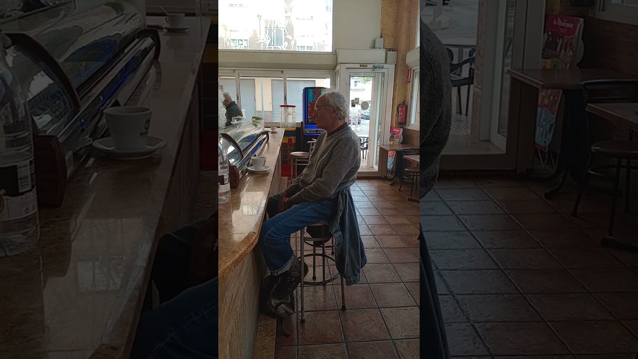 El amigo Federico siempre feliz y contento.#cantando#parati #joragito #uruguay#francia#españa 