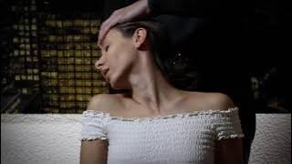 zwanlake XI trailer female neck, throat, strangle, strangling, choking