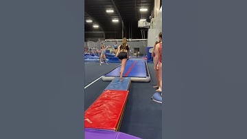 Juliana working her Rudy (front layout with 1 1/2 twist)