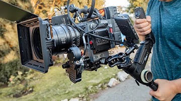 Zhiyun Crane 3s | Unboxing the Small Gimbal for Big Cameras