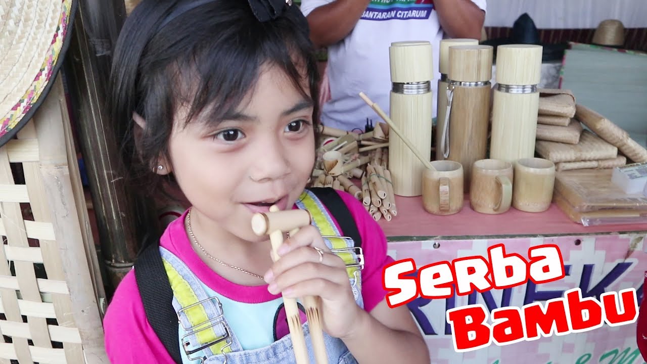 Beli Mainan Tradisional Serba Bambu di Acara Tasik Oktober Festival 2019