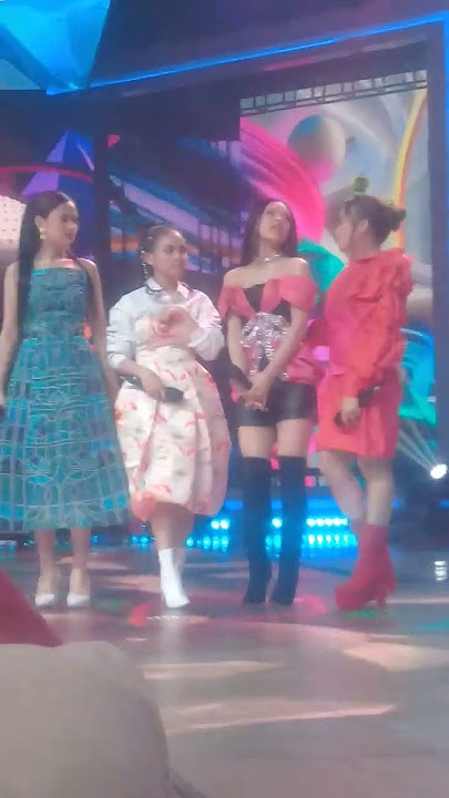 ini dia girlband byoode baru mau tampil.