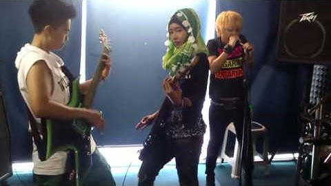 Bendera-coklat (Cover : Locker)