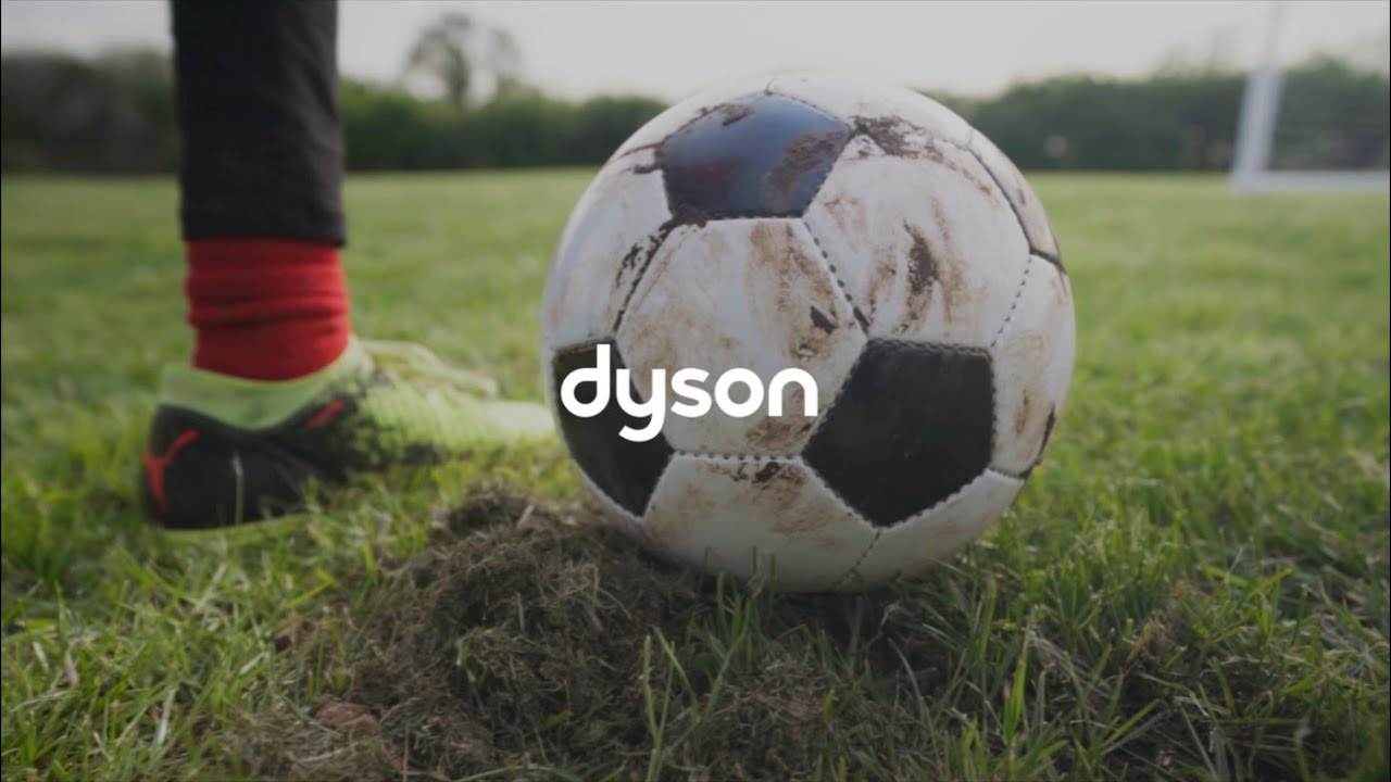 Dyson — Dyson v10 Absolute - Hohe Saugkraft für hektische Tage (YouTube video ad)