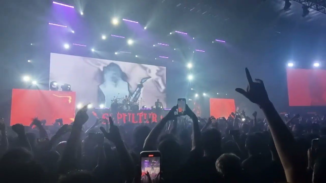 Sepultura - Roots Blood Roots