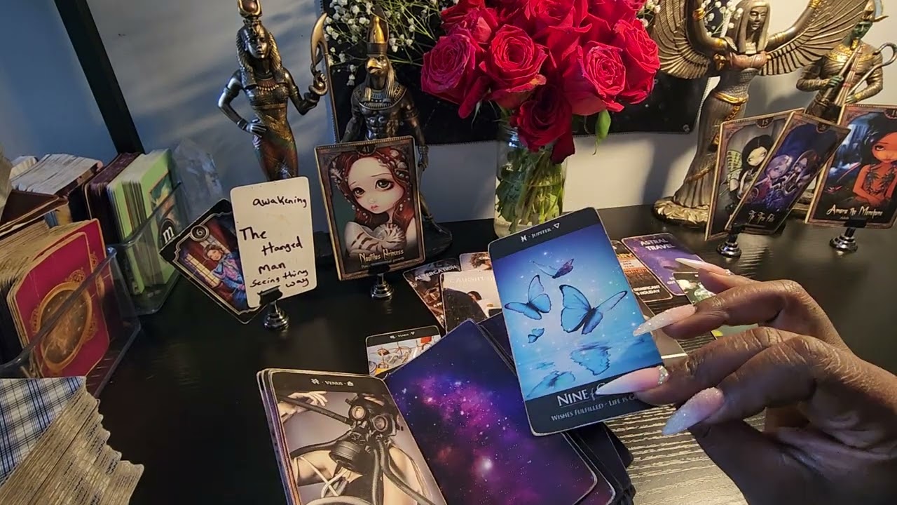 Эта пожилая женщина сейчас жалеет, что столкнулась с тобой 🤯 Момент с башней