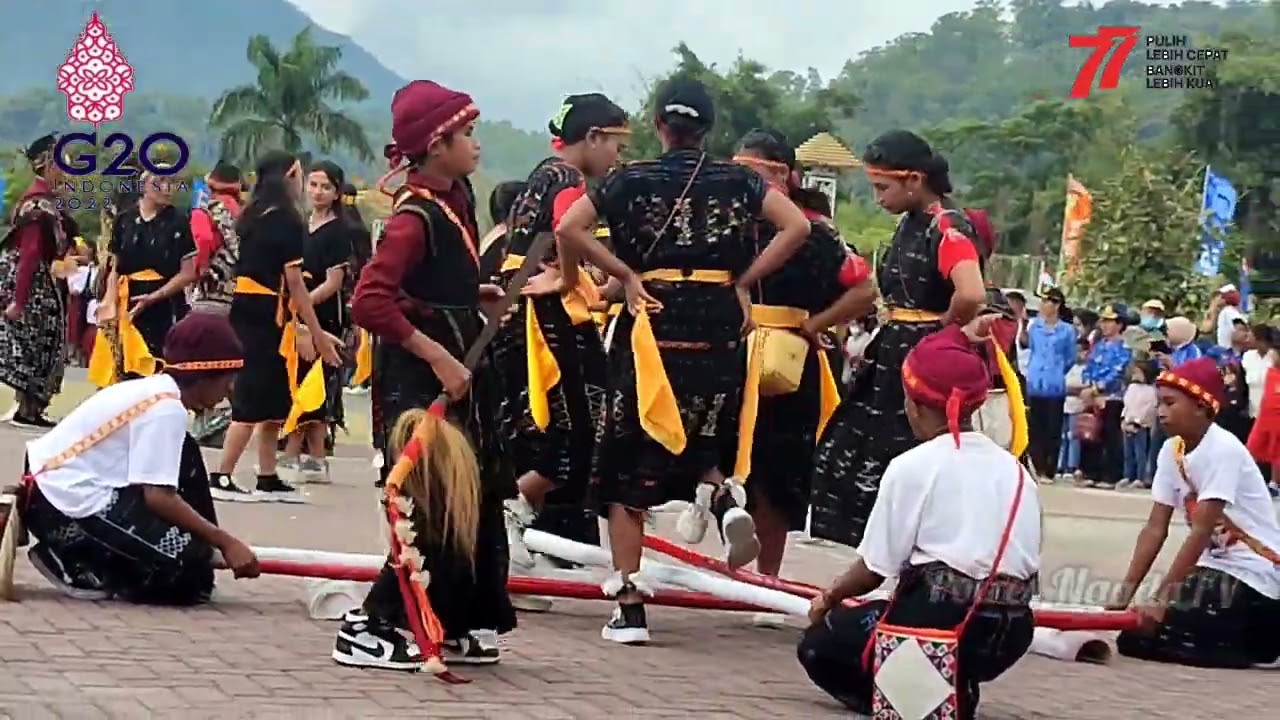 SMPN 1 Bajawa, Meriahkan HUT RI Ke-77 di Kota Bajawa, Tarian Kreasi Ja'i, Gabungan Budaya Nusantara