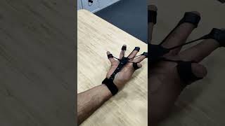 جهاز قبضة لتمرين الساعد و اصابع اليد وتقويتها ب 3 مستويات