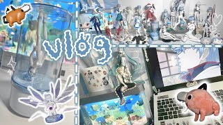 【 오타쿠 브이로그/OTAKU VLOG 】 침대에서 시작해서 침대에서 끝나는 방구석 오타쿠 브이로그 ( ˃᷄꒳˂᷅⸝⸝ )ʾʾ │ 에반게리온 │ 체인소맨 │ 오타쿠 │ 택배깡 │