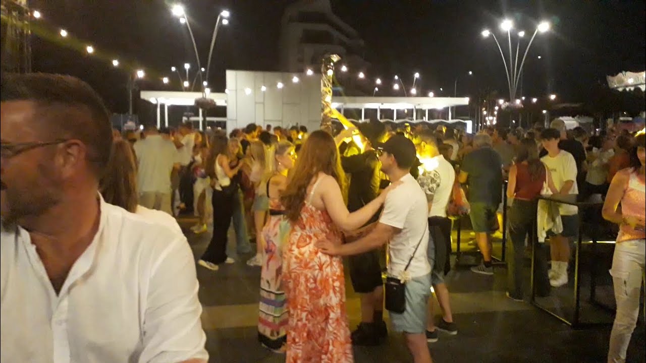 #شوارع  فرنسا ليلا