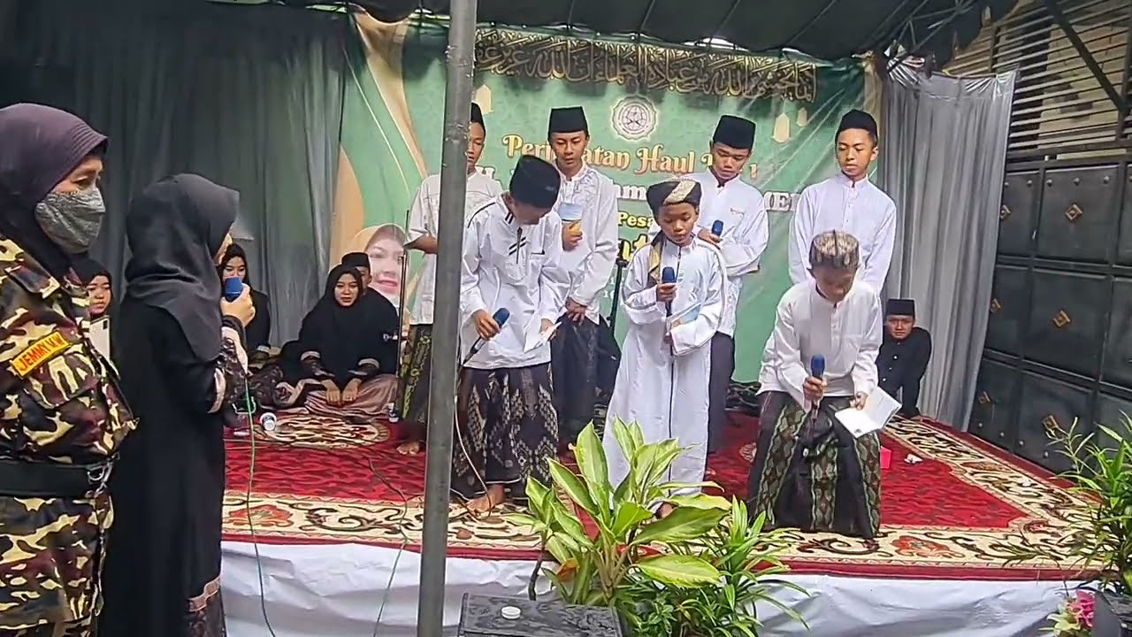 NENG UMI LAILA METODE CEPAT BACA KITAB KUNING PONDOK PESANTREN RAHMATULLOH PAKAL BARATSBY