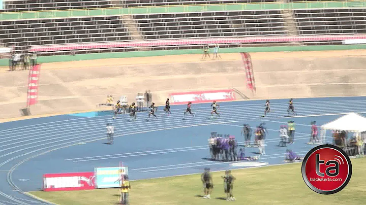 Shericka Williams beats Melaine Walker over 200m