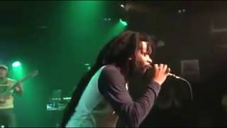 Micah Shemaiah live @Reggae Central Dordrect HOLLAND (Live and Let Live)
